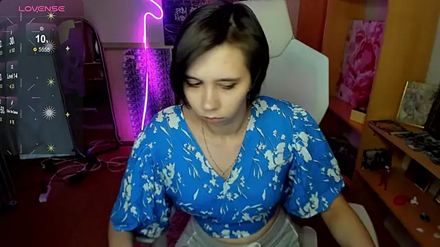 Scarlet Sirenn online show from 02-15-26, 08:13