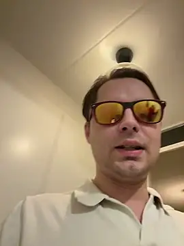 hottogetherNL online show from 02-20-26, 09:04