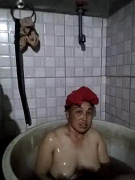 Snapshot of Tina-beo chatting on 02-01-26, 12:15 Tina-beo online show from 02-01-26, 12:15