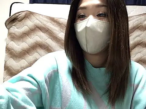 Snapshot of yurina_yurina0125 chatting on 02-18-26, 01:51 yurina yurina0125 online show from 02-18-26, 01:51