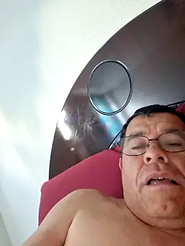 Snapshot of eros3442 chatting on 02-14-26, 02:36 eros3442 online show from 02-14-26, 02:36