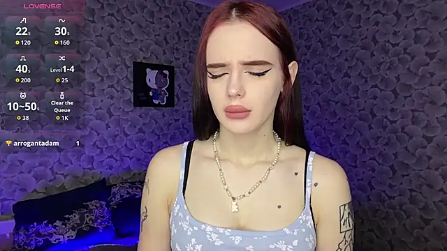 Snapshot of IeshaOsorio chatting on 02-12-26, 06:41 IeshaOsorio online show from 02-12-26, 06:41