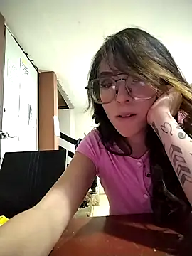 Winniedepootha online show from 02-28-26, 03:18