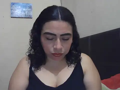 Snapshot of DalilahMx chatting on 02-20-26, 03:23 DalilahMx online show from 02-20-26, 03:23