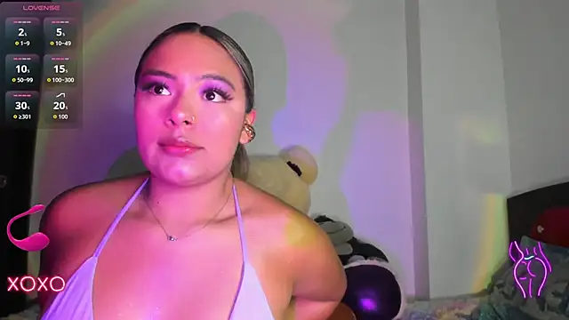 Snapshot of Kylievoos chatting on 02-05-26, 12:26 Kylievoos online show from 02-05-26, 12:26