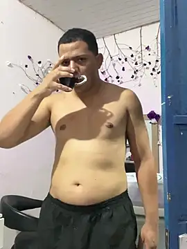 Snapshot of Loaisn chatting on 02-09-26, 10:47 Loaisn online show from 02-09-26, 10:47