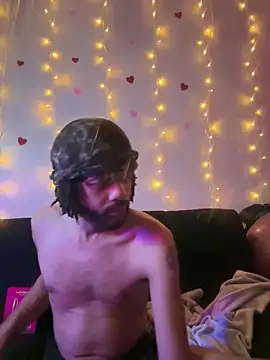 Snapshot of magic_man1085 chatting on 02-19-26, 05:25 magic man1085 online show from 02-19-26, 05:25