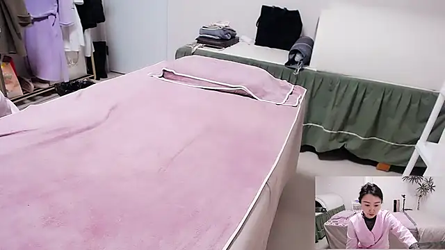 Snapshot of anne2026 chatting on 02-13-26, 02:40 anne2026 online show from 02-13-26, 02:40