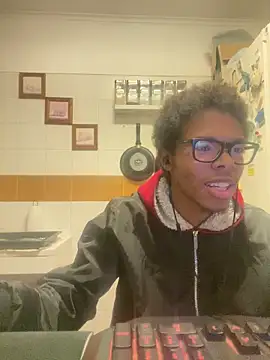 Snapshot of ELPikaPreta chatting on 02-10-26, 01:21 ELPikaPreta online show from 02-10-26, 01:21