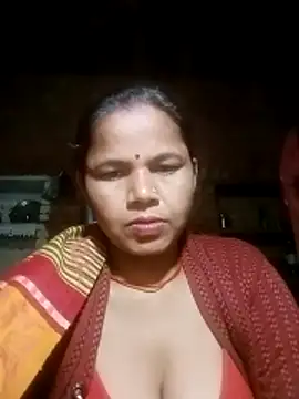 Snapshot of Pooja_sahu chatting on 02-25-26, 09:02 Pooja sahu online show from 02-25-26, 09:02