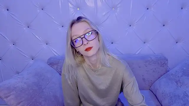 Snapshot of Akiro_Kim7 chatting on 02-16-26, 02:07 Akiro Kim7 online show from 02-16-26, 02:07