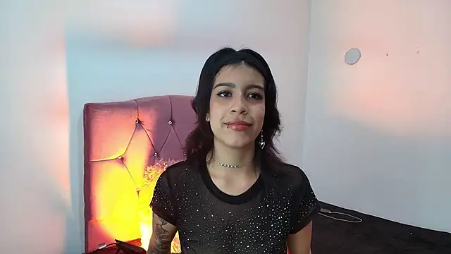 Snapshot of Kalyra_17 chatting on 02-27-26, 11:32 Kalyra 17 online show from 02-27-26, 11:32