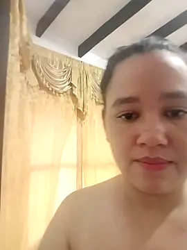 Snapshot of almacalida chatting on 02-23-26, 12:02 almacalida online show from 02-23-26, 12:02