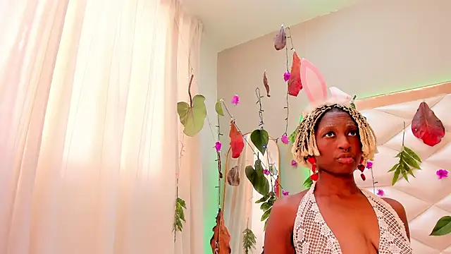 EvelynDivine online show from 02-20-26, 01:22