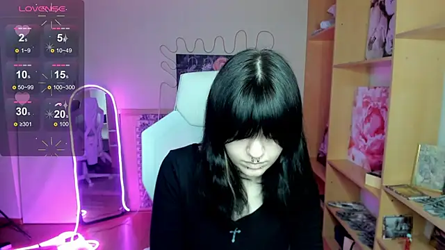 Snapshot of Emma_Darkkk chatting on 02-22-26, 01:20 Emma Darkkk online show from 02-22-26, 01:20