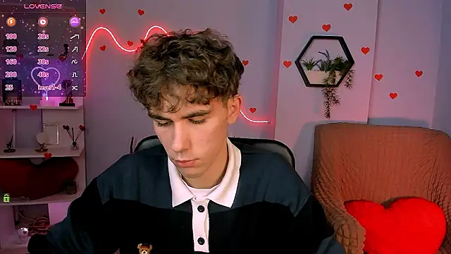 Snapshot of kevin_nix chatting on 02-10-26, 06:50 kevin nix online show from 02-10-26, 06:50