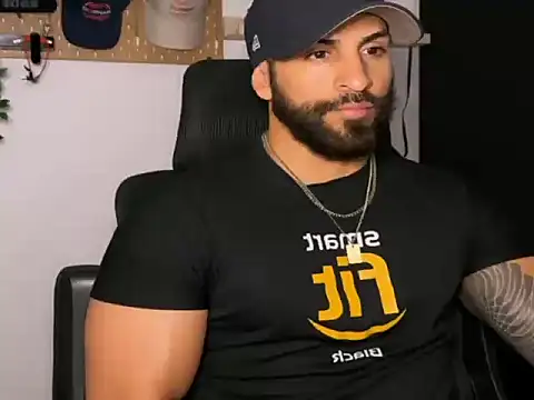 Snapshot of SamDornan51 chatting on 02-04-26, 12:38 SamDornan51 online show from 02-04-26, 12:38