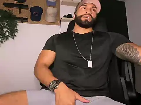 Snapshot of SamDornan51 chatting on 03-01-26, 02:02 SamDornan51 online show from 03-01-26, 02:02