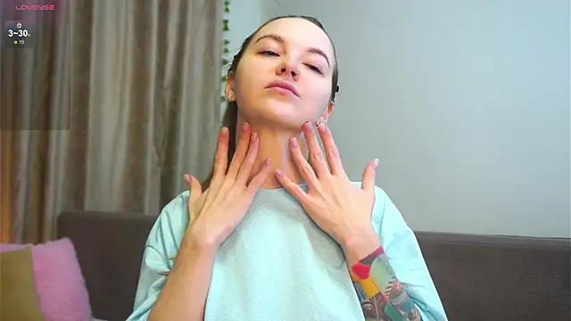 Snapshot of AricaPetties chatting on 02-24-26, 08:18 AricaPetties online show from 02-24-26, 08:18