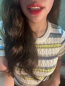 Snapshot of QuynhAnh_2k1 chatting on 02-11-26, 08:08 QuynhAnh 2k1 online show from 02-11-26, 08:08