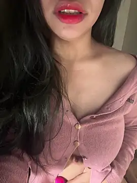 Snapshot of QuynhAnh_2k1 chatting on 02-21-26, 05:47 QuynhAnh 2k1 online show from 02-21-26, 05:47