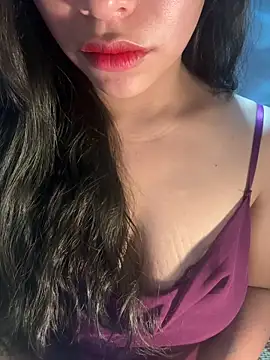 Snapshot of QuynhAnh_2k1 chatting on 02-22-26, 05:51 QuynhAnh 2k1 online show from 02-22-26, 05:51