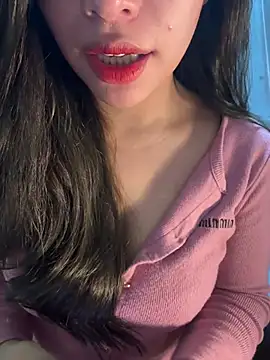 Snapshot of QuynhAnh_2k1 chatting on 02-26-26, 08:46 QuynhAnh 2k1 online show from 02-26-26, 08:46