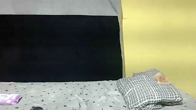 JinglynJuicy22 online show from 02-26-26, 08:19