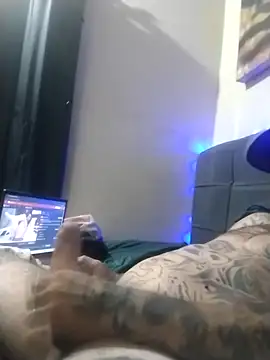 Snapshot of Focatattoo chatting on 02-07-26, 12:42 Focatattoo online show from 02-07-26, 12:42