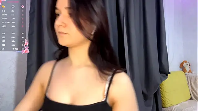 Snapshot of elaravoss chatting on 02-05-26, 02:43 elaravoss online show from 02-05-26, 02:43