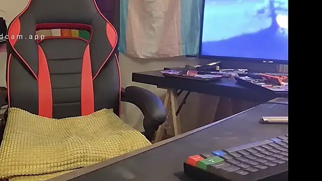 LovelyMeli online show from 02-21-26, 09:43