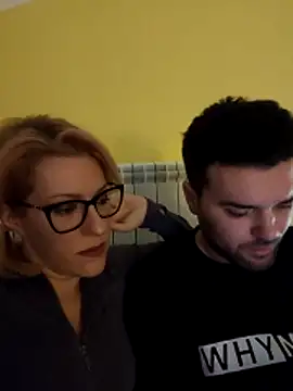 Snapshot of PolomaAndBobo chatting on 02-09-26, 04:33 PolomaAndBobo online show from 02-09-26, 04:33