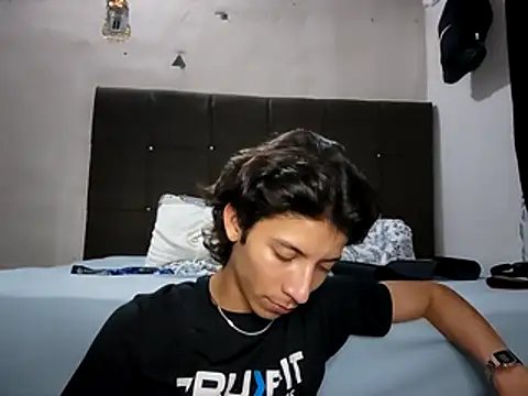 Snapshot of SolRakOF chatting on 02-20-26, 01:24 SolRakOF online show from 02-20-26, 01:24