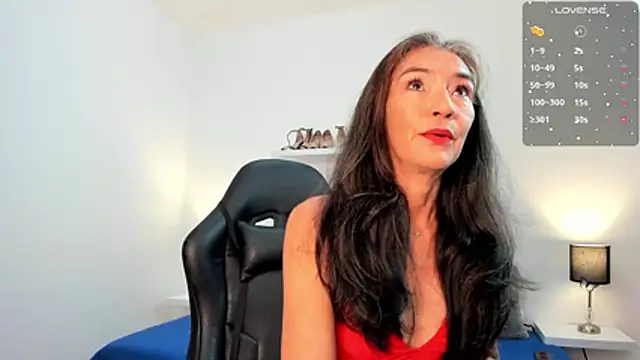 Snapshot of Emma_Mendozaa chatting on 02-11-26, 11:37 Emma Mendozaa online show from 02-11-26, 11:37