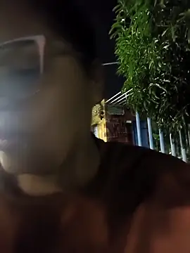 Snapshot of AdinaSkaly chatting on 03-03-26, 09:15 AdinaSkaly online show from 03-03-26, 09:15