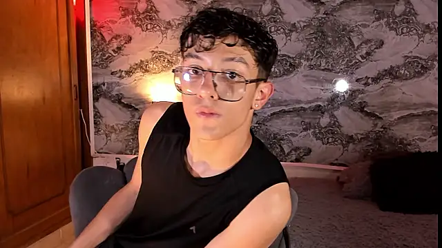 Snapshot of Christopher_Hunter chatting on 02-27-26, 07:25 Christopher Hunter online show from 02-27-26, 07:25