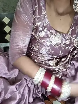 Snapshot of Pritu675 chatting on 02-11-26, 06:24 Pritu675 online show from 02-11-26, 06:24