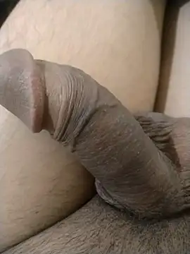 Snapshot of rosz_ chatting on 02-27-26, 05:02 rosz online show from 02-27-26, 05:02