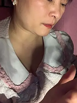 Snapshot of Star-sweet01 chatting on 02-24-26, 12:47 Star-sweet01 online show from 02-24-26, 12:47