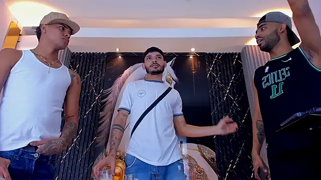 Snapshot of the_knights_of_the_night chatting on 02-06-26, 05:12 the knights of the night online show from 02-06-26, 05:12