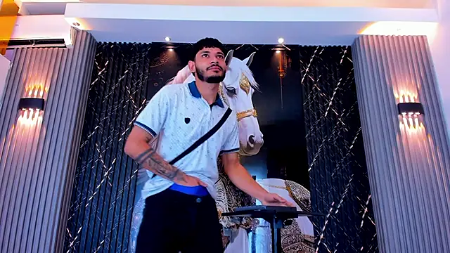 Snapshot of the_knights_of_the_night chatting on 02-15-26, 07:54 the knights of the night online show from 02-15-26, 07:54