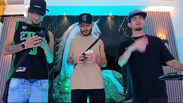 Snapshot of the_knights_of_the_night chatting on 02-21-26, 04:24 the knights of the night online show from 02-21-26, 04:24