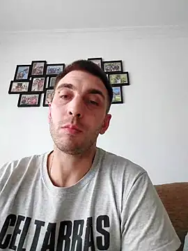 Snapshot of rubio009 chatting on 02-22-26, 02:37 rubio009 online show from 02-22-26, 02:37