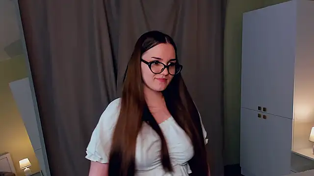 Snapshot of CrissyKales chatting on 02-05-26, 05:06 CrissyKales online show from 02-05-26, 05:06