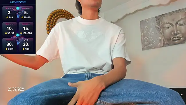 Snapshot of branmonter_xxx_big chatting on 03-02-26, 02:35 branmonter xxx big online show from 03-02-26, 02:35