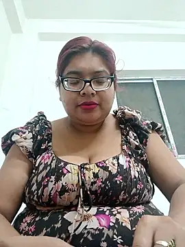 Snapshot of Elie_Hallway chatting on 02-05-26, 08:02 Elie Hallway online show from 02-05-26, 08:02