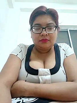 Snapshot of Elie_Hallway chatting on 02-16-26, 06:48 Elie Hallway online show from 02-16-26, 06:48