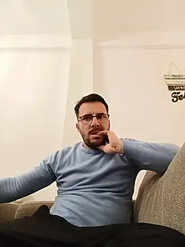 Snapshot of NatanCasad0 chatting on 02-15-26, 11:56 NatanCasad0 online show from 02-15-26, 11:56