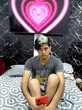 Snapshot of Riquid-sexual chatting on 02-13-26, 07:15 Riquid-sexual online show from 02-13-26, 07:15