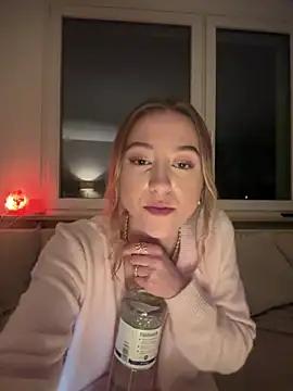 romyxxs online show from 02-07-26, 08:12